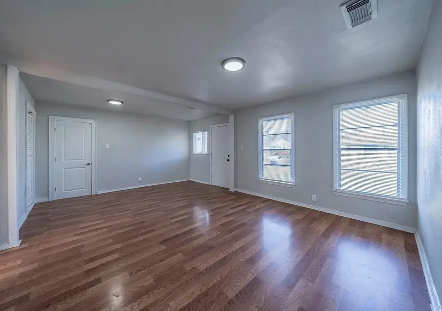 7477 Aberdeen Drive, Fort Worth, TX 76116 - Image #3