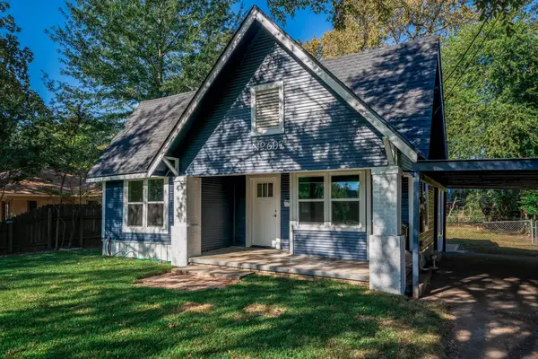 607 N Pacific Street, Mineola, TX 75773