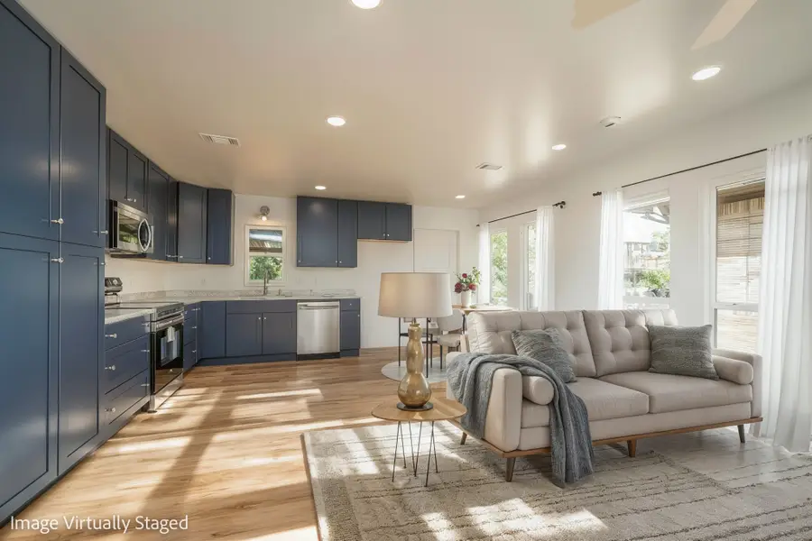 607 N Pacific Street, Mineola, TX 75773 - #3