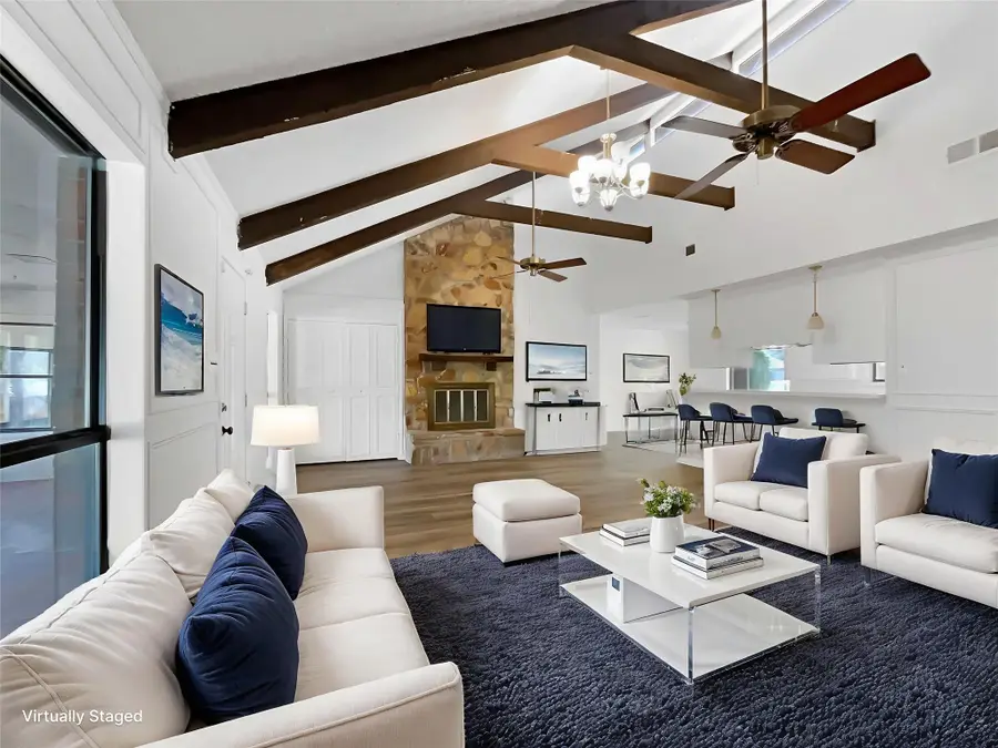 2107 Wilson Drive, Arlington, TX 76011 - Image #2