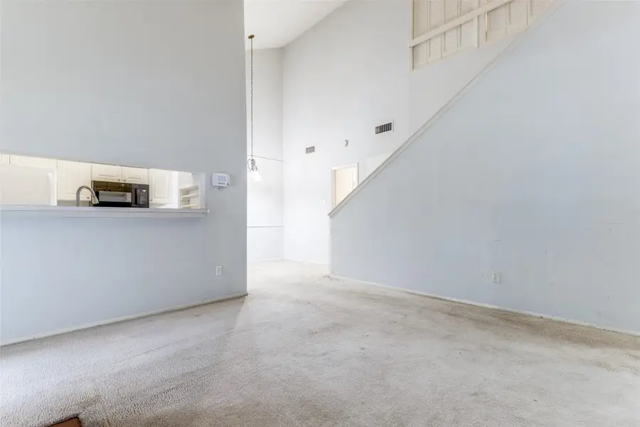 5981 Arapaho #1106, Dallas, TX 75248 - Image #2