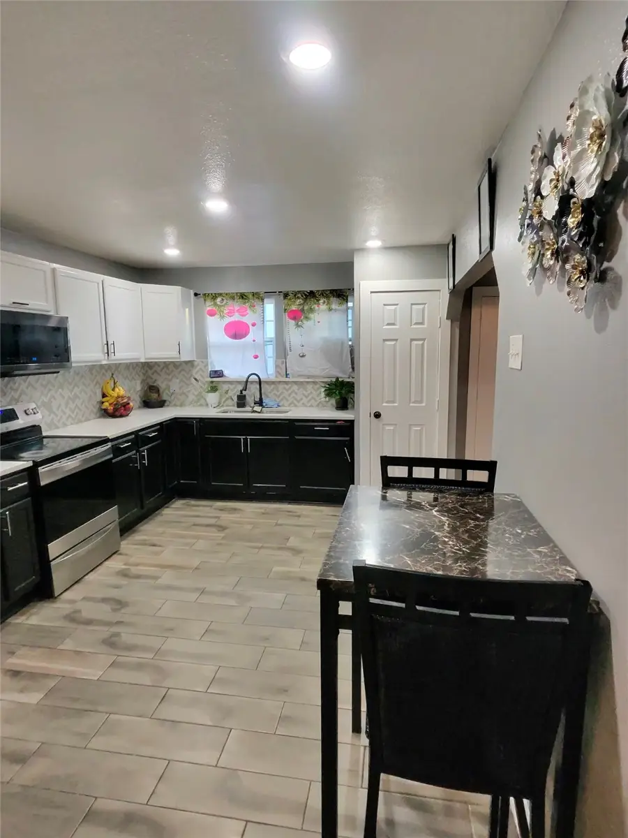 4332 Quails Lane, Fort Worth, TX 76119 - Image #3