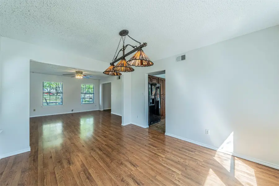 4424 Newberry Street, Grand Prairie, TX 75052 - #3