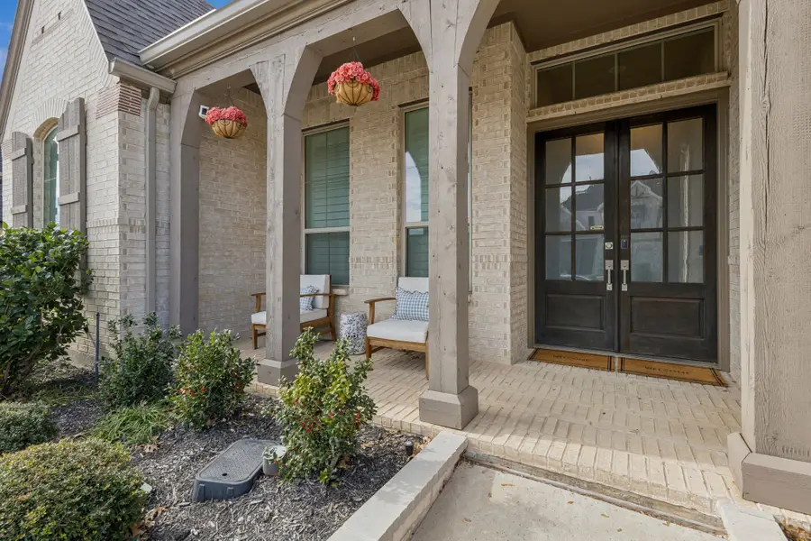 9301 Pecan Woods Trail, Argyle, TX 76226 - Image #2