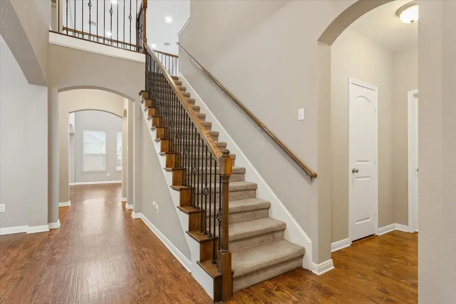 10713 Burnham Dr, Waco, TX 76708 - Image #2