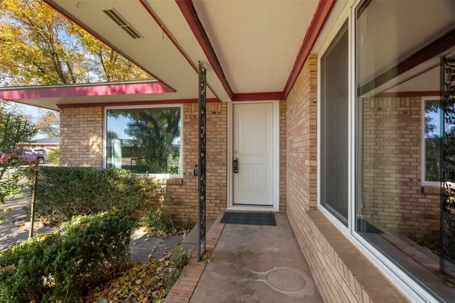 501 S Hilltop Street, Burkburnett, TX 76354 - #3