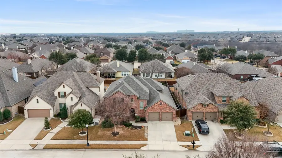 416 Lomax Lane, Fort Worth, TX 76131 - Image #2