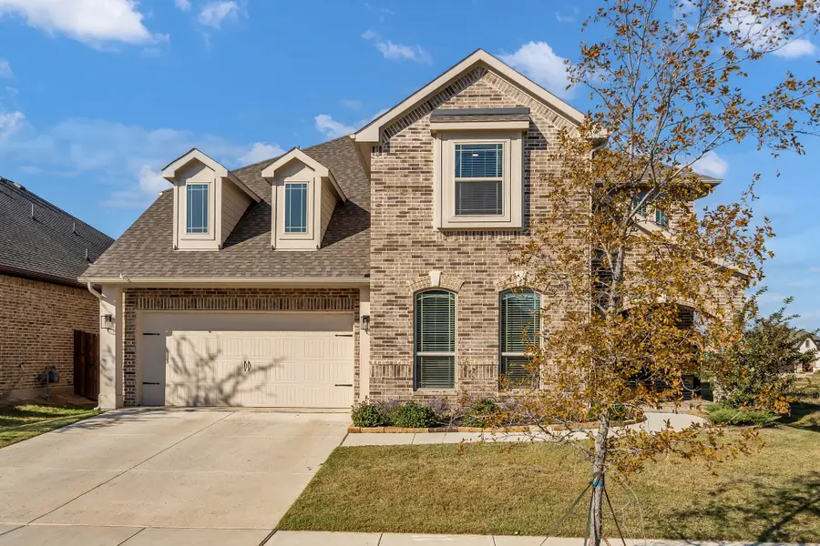 5400 Bardwell Drive, Justin Roanoke, TX 76226 - Image #3