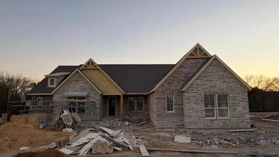 907 Perrin Lane, Van Alstyne, TX 75495 - Image #1