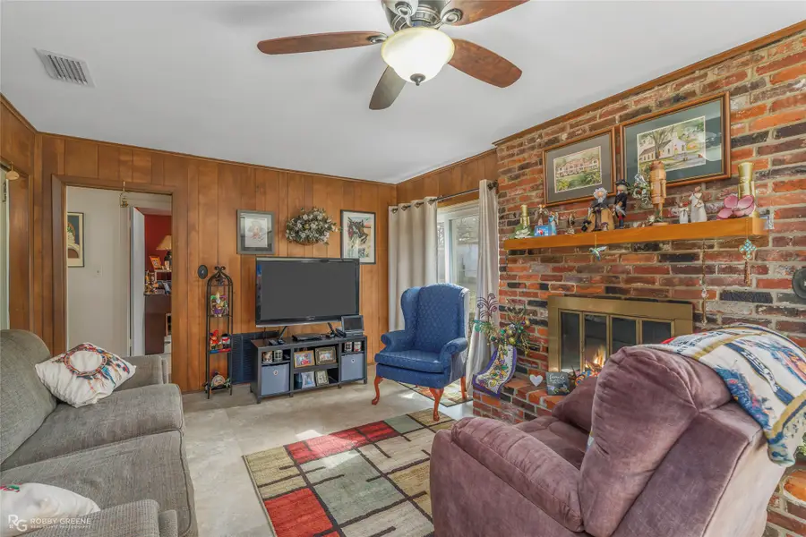 2951 Salem Drive, Shreveport, LA 71118 - #3