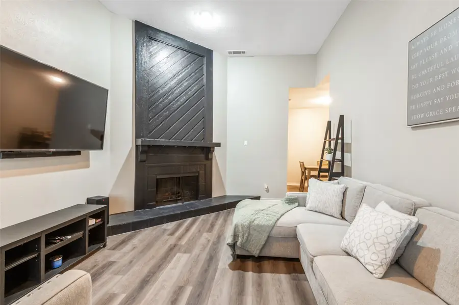 2110 Randy Snow Road #313, Arlington, TX 76011 - Image #3