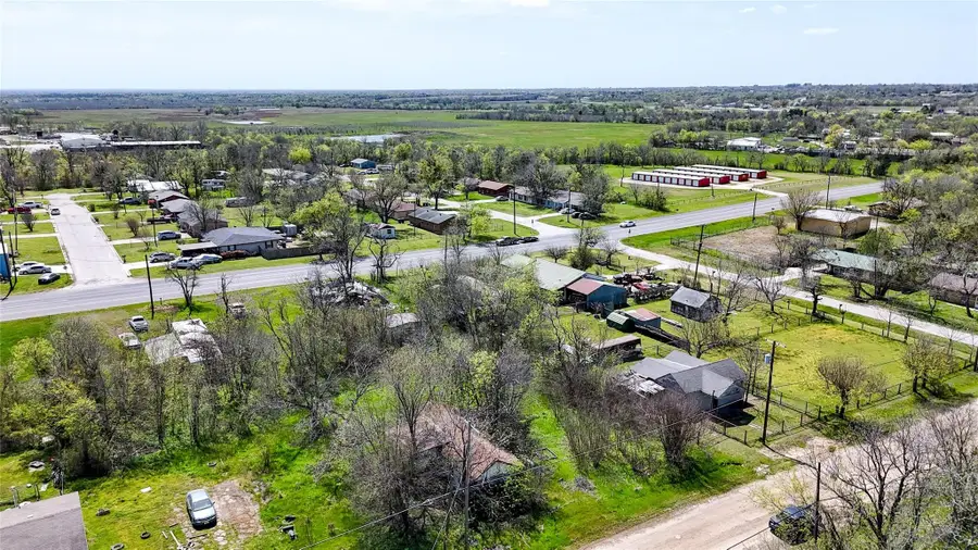 315 W Fannin Street, Mexia, TX 76667 - Image #2