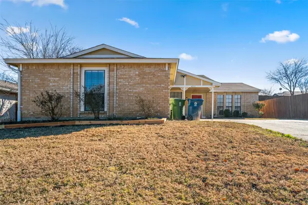 4221 Iola Avenue, The Colony, TX 75056