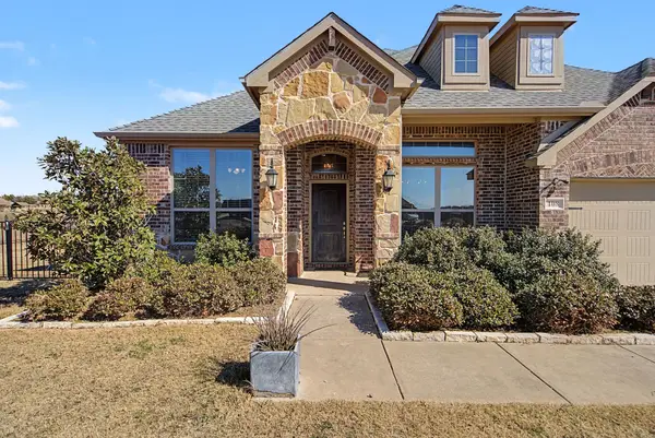 108 Fallen Oak Drive, McKinney, TX 75071