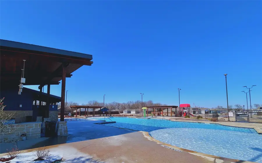 902 Blue Heron Drive, Princeton, TX 75407 - Image #2