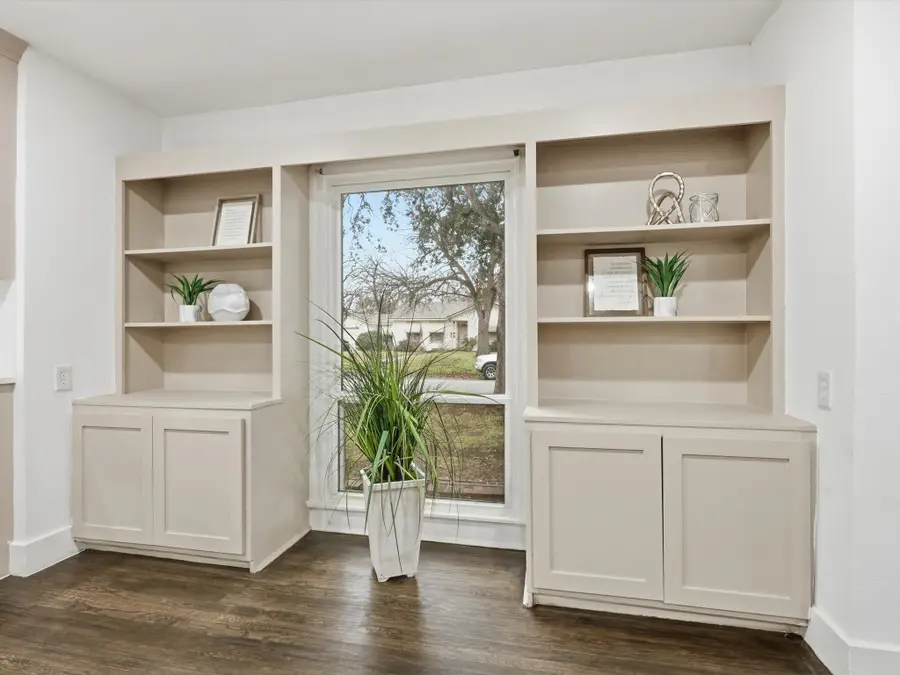 6624 Reeves Street, Richland Hills, TX 76118 - Image #3