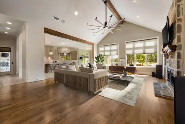 5581 Nancy Circle, Chandler, TX 75758