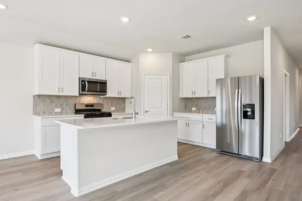 2021 Carriage Court, Seagoville, TX 75159