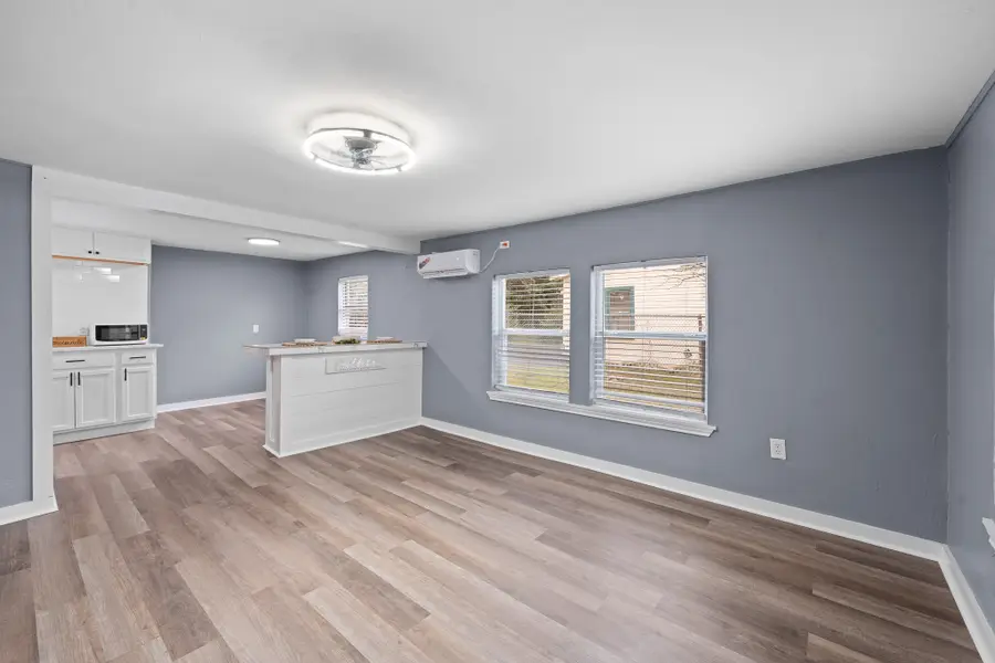 107 Avenue B Avenue, Whitney, TX 76692 - Image #3