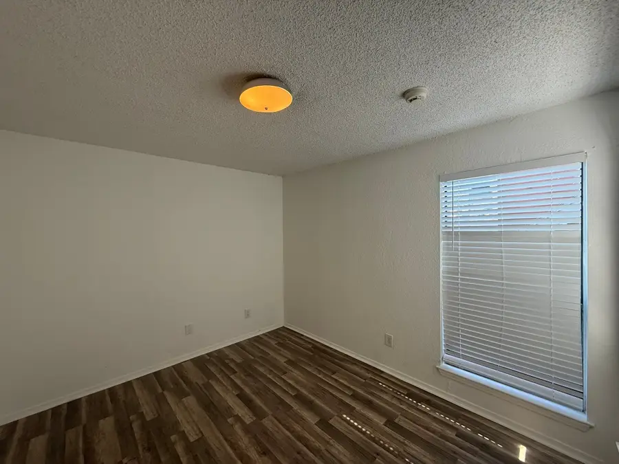 9813 Walnut Street #302, Dallas, TX 75243 - Image #3