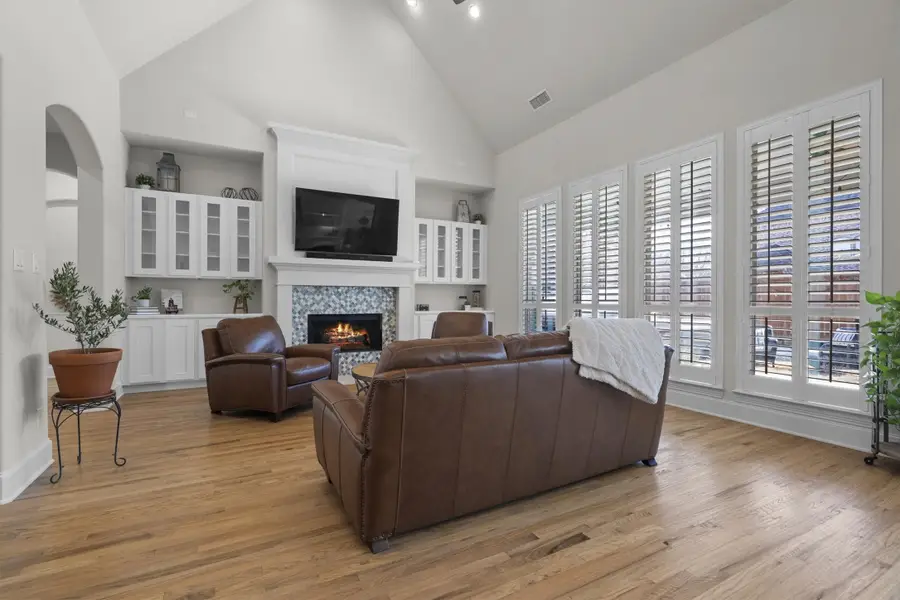 2601 Bel Air Lane, Flower Mound, TX 75022 - Image #2