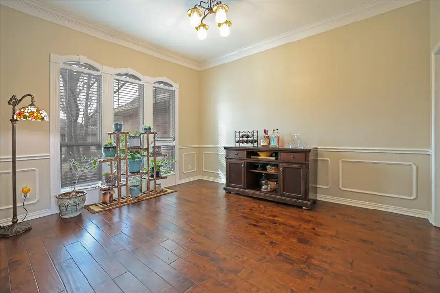 8356 Thornhill Drive, North Richland Hills, TX 76182 - Image #2