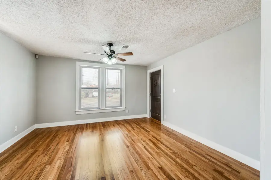 2724 E 12th Street, Fort Worth, TX 76111 - Image #3