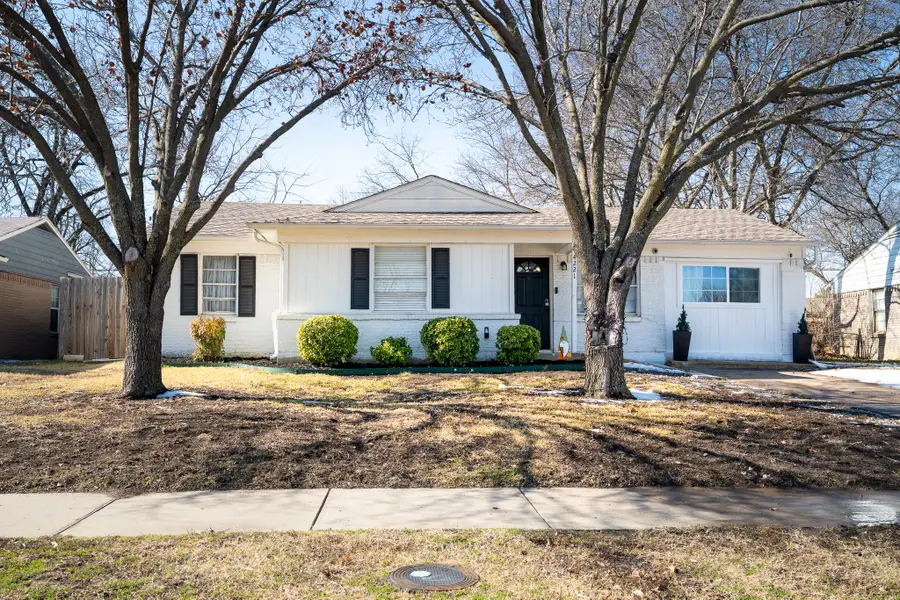 4221 Hyde Park Drive, Mesquite, TX 75150 - Image #2