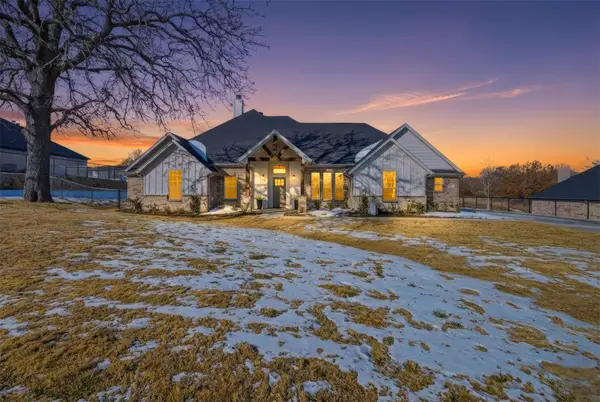 9017 Valley Oak Court, Springtown, TX 76082