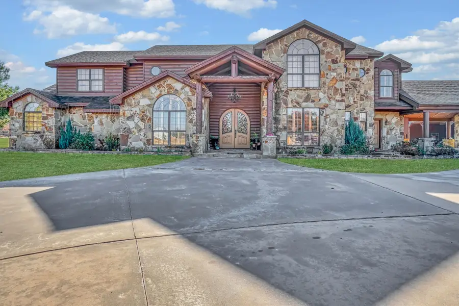 4517 Cottonwood Lane, Vernon, TX 76384 - #3