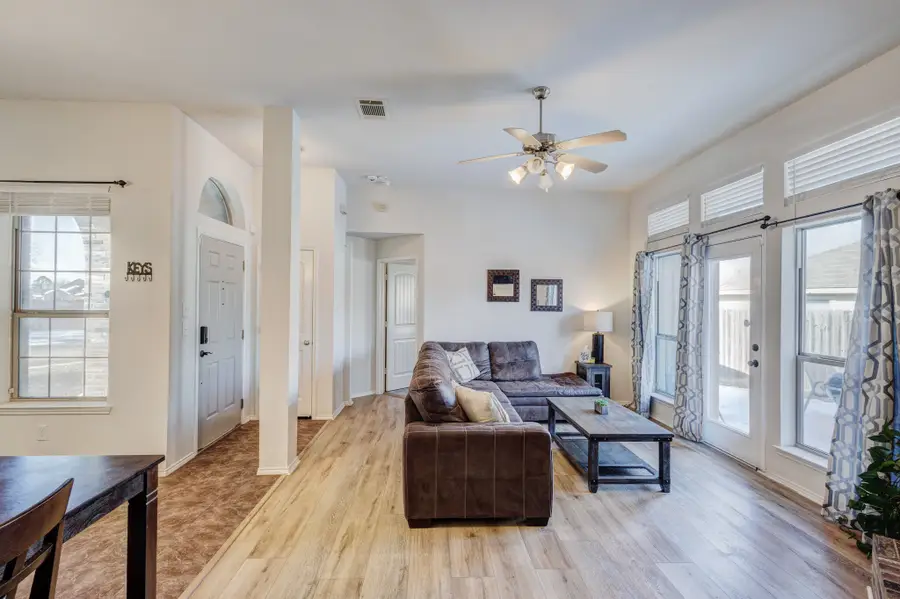 2805 Wicker Way, Denton, TX 76209 - Image #3