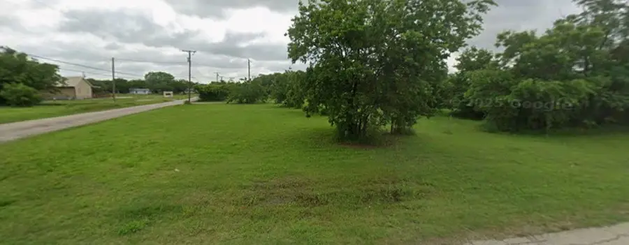 102 E Carver Street, Alvarado, TX 76009 - #3