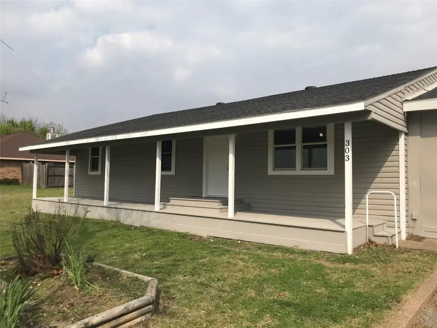 303 Raymond Street, Farmersville, TX 75442 - #2