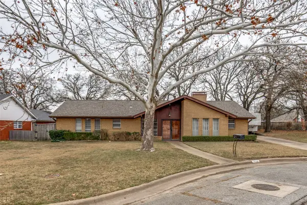 1113 Tanglewood Drive, Greenville, TX 75402