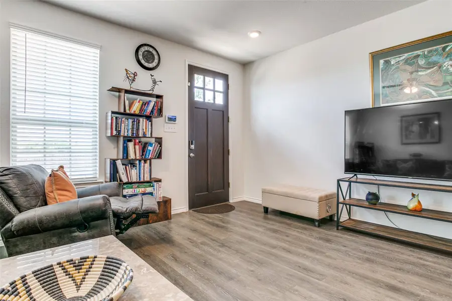 2402 Eureka Way, Lewisville, TX 75056 - #2