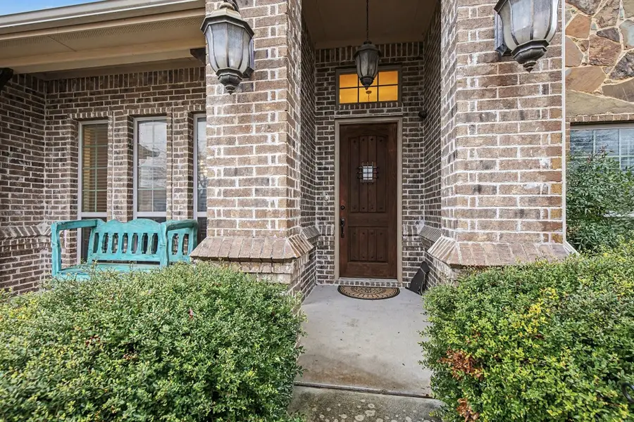 5936 Palcheff Drive, Fort Worth, TX 76126 - Image #3