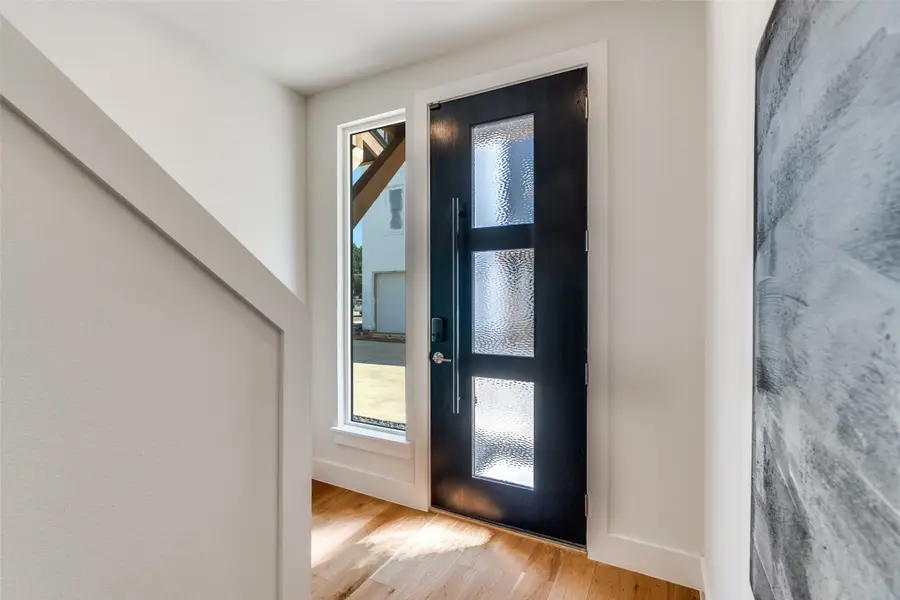 3940 Spring Valley Road #1, Farmers Branch, TX 75001 - Image #3