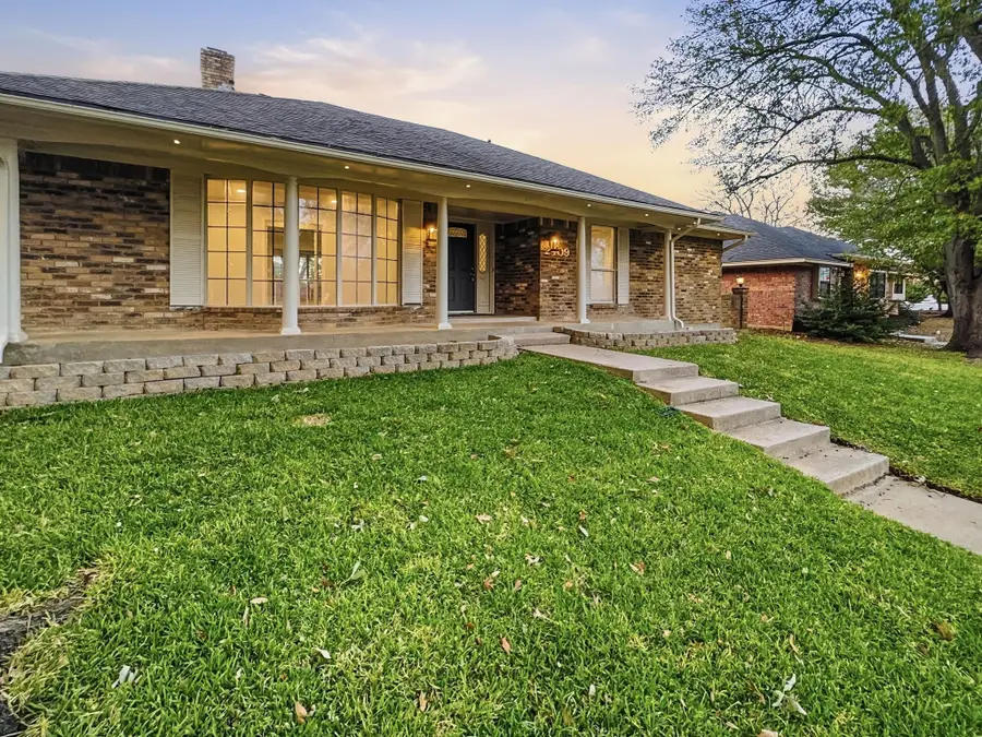 2409 Castle Street, Irving, TX 75038 - Image #3