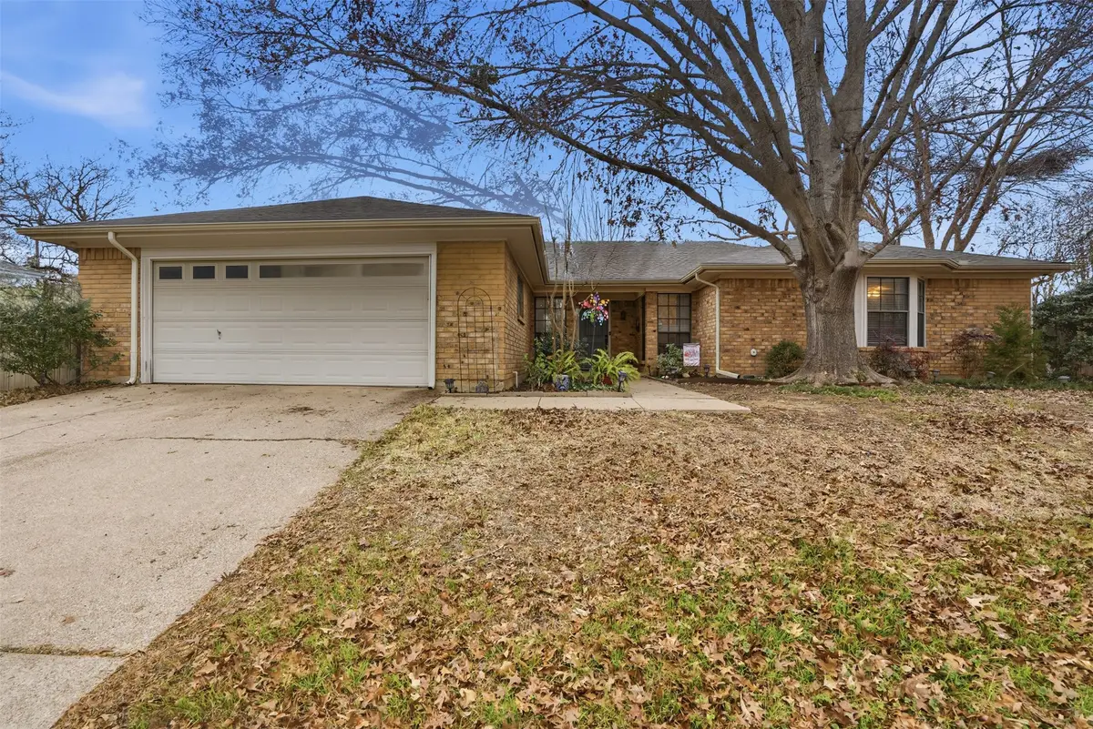 5105 Wind Rock Court, Arlington, TX 76017 - Image #1