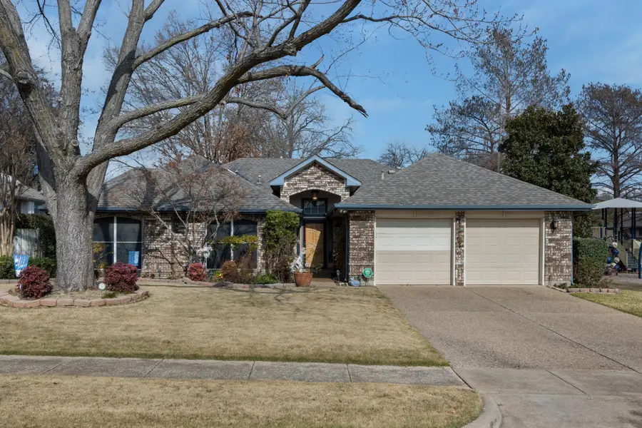 2708 Whitby Lane, Grapevine, TX 76051 - Image #2