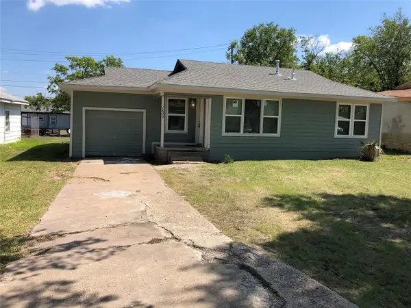 1705 Langford Street, Greenville, TX 75401