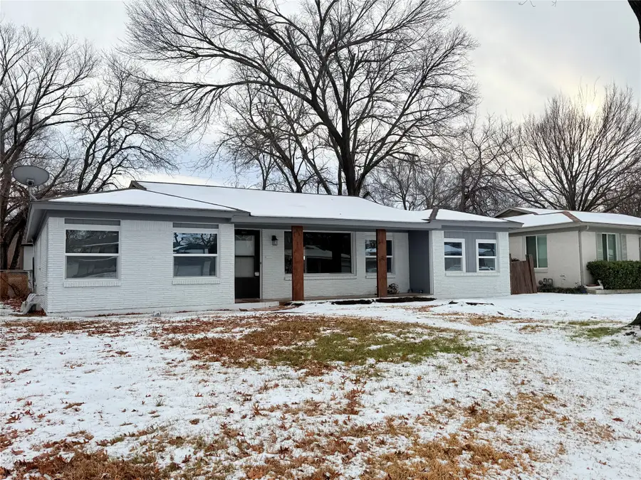 5513 Fursman Avenue, River Oaks, TX 76114 - #2