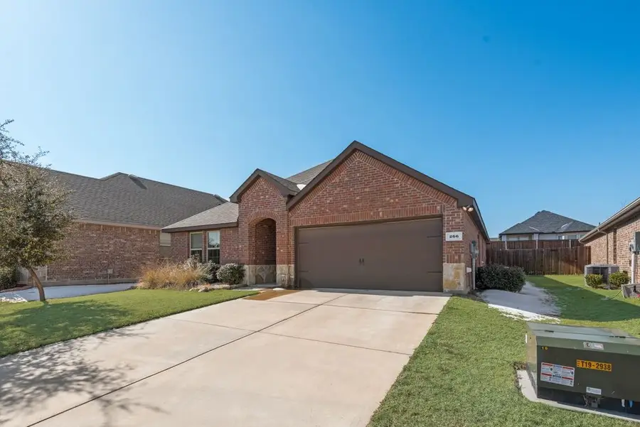 266 Canyon Crest Way, Royse City, TX 75189 - Image #3