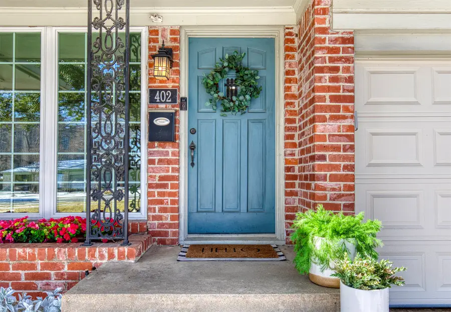 402 Nottingham Drive, Richardson, TX 75080 - Image #3