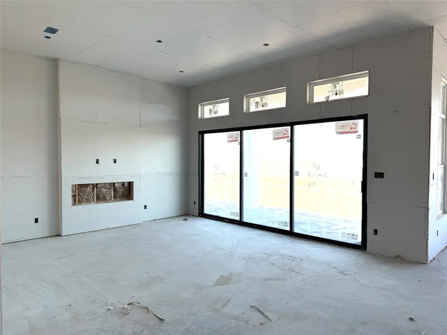 9821 Palermo Lane, Mesquite, TX 75126 - Image #2