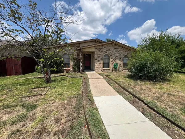 5616 Tucker Street, The Colony, TX 75056