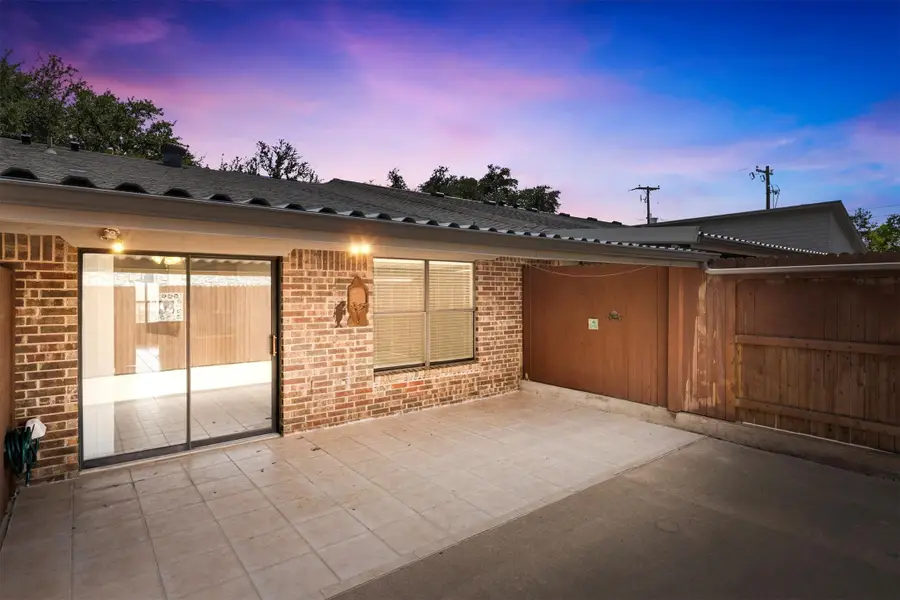 1109 Glenbrook Street, Benbrook, TX 76126 - Image #3