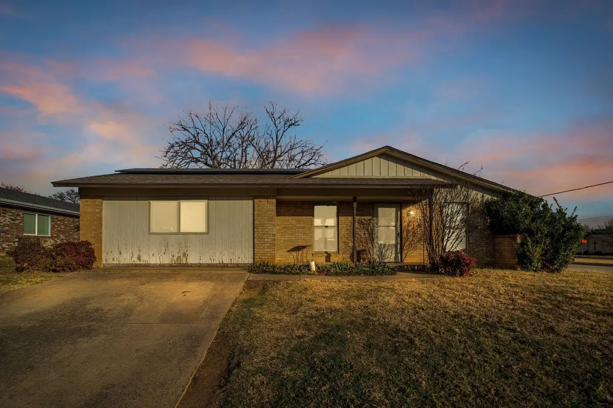 3800 Redstone Road, Denton, TX 76209 - Image #1