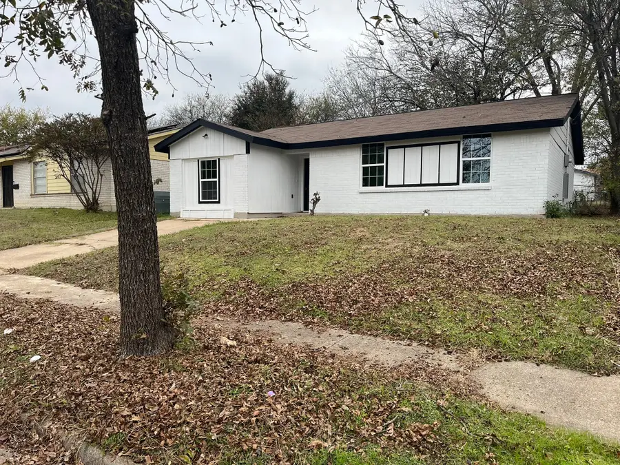 3771 Stagecoach Trail, Dallas, TX 75241 - Image #2