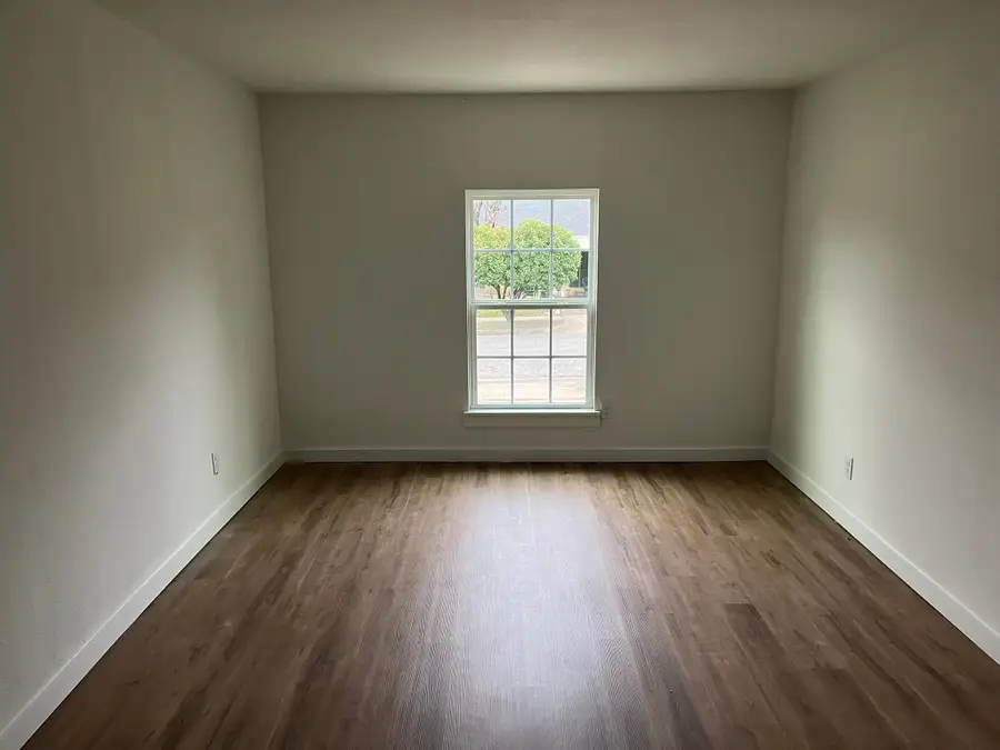 3771 Stagecoach Trail, Dallas, TX 75241 - Image #3